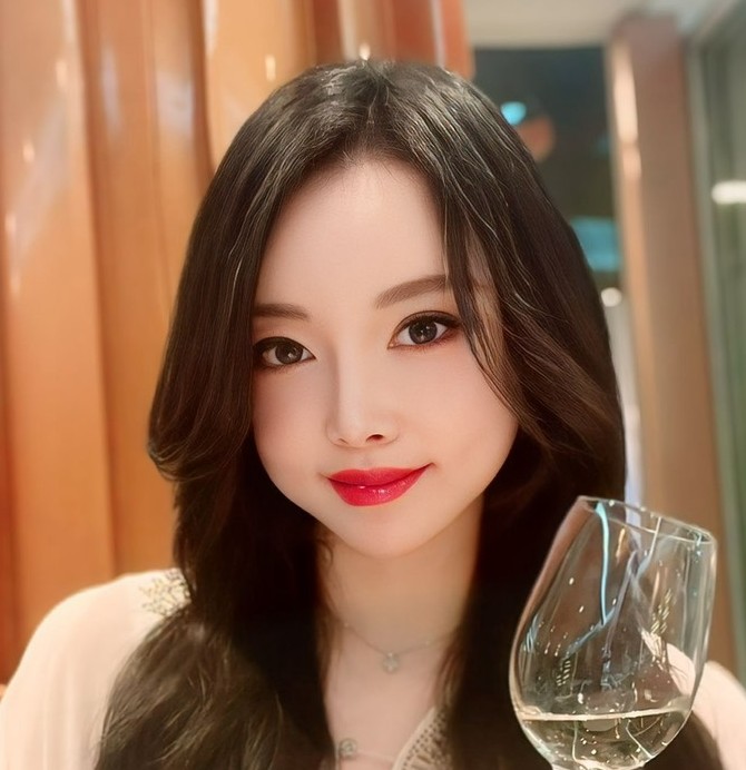 佐々木麻理子